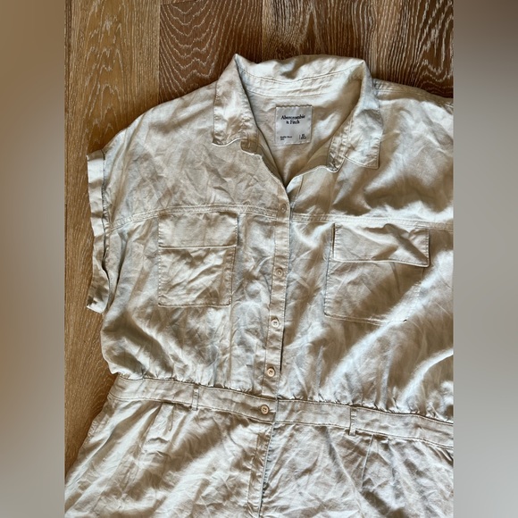 Abercrombie and fitch cream utility Romper XL - Picture 4 of 5